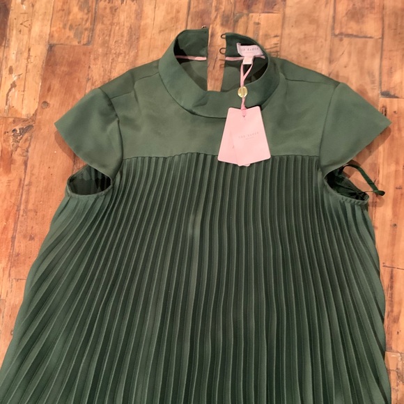 Ted Baker - - Picture 2 of 6